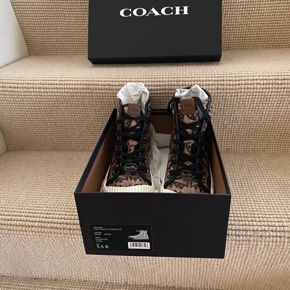 Authentic Coach GY Sig Block shoes - Picture 2 of 8